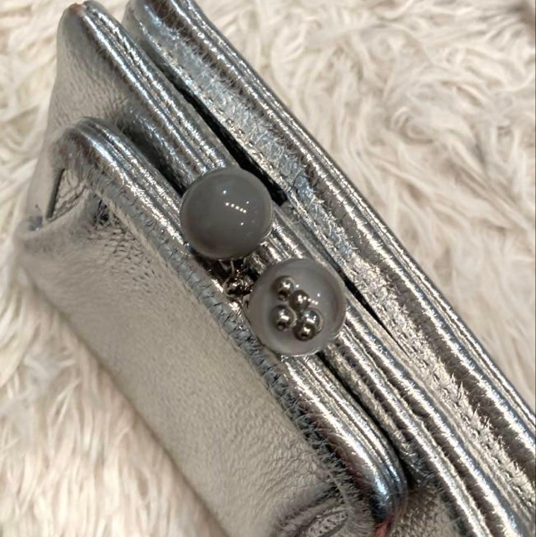 【美品】ear PAPILLONNER 牛革がま口折り財布　シルバー