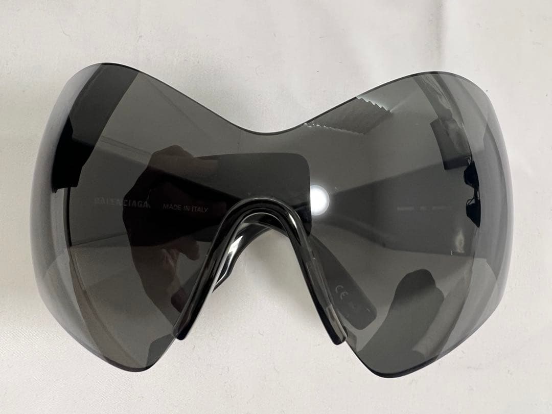 【meister】BALENCIAGA MASK BUTTERFLY