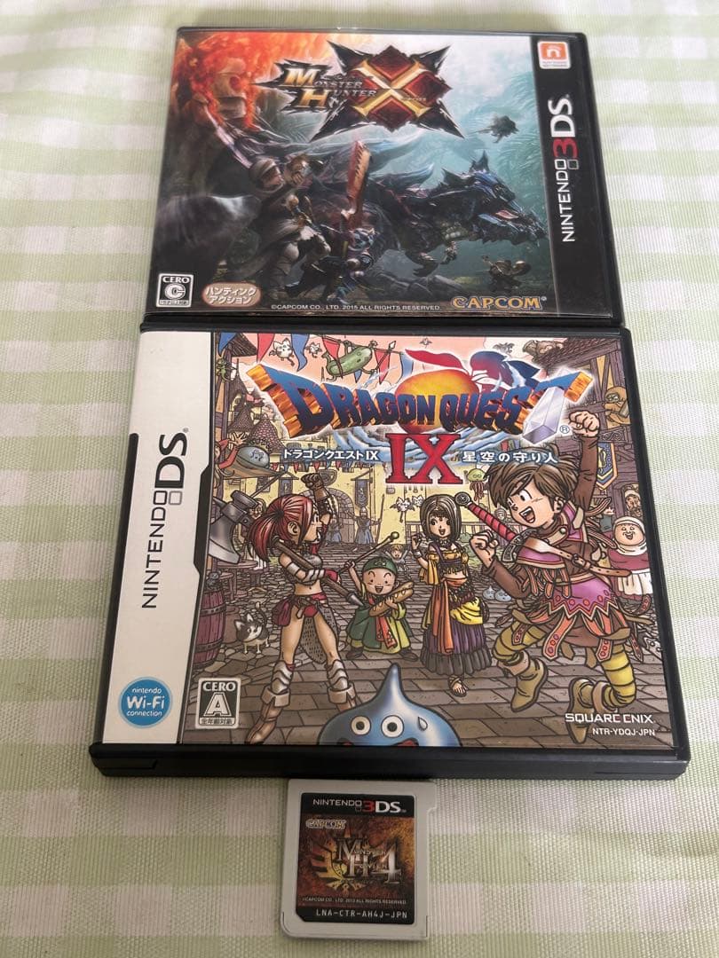 ニンテンドー3DS dark brown 本体とソフト3本