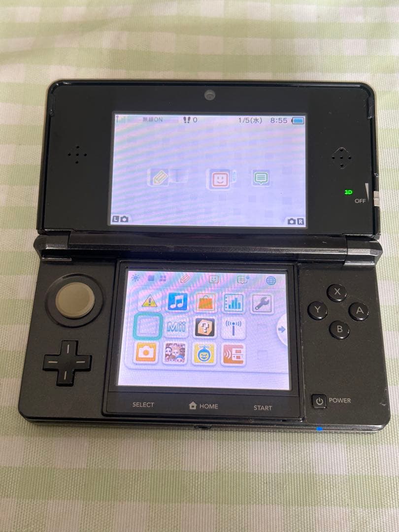 ニンテンドー3DS dark brown 本体とソフト3本