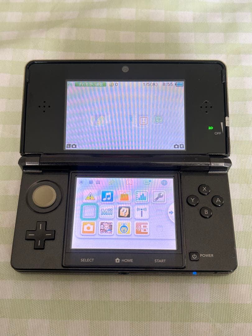 ニンテンドー3DS dark brown 本体とソフト3本
