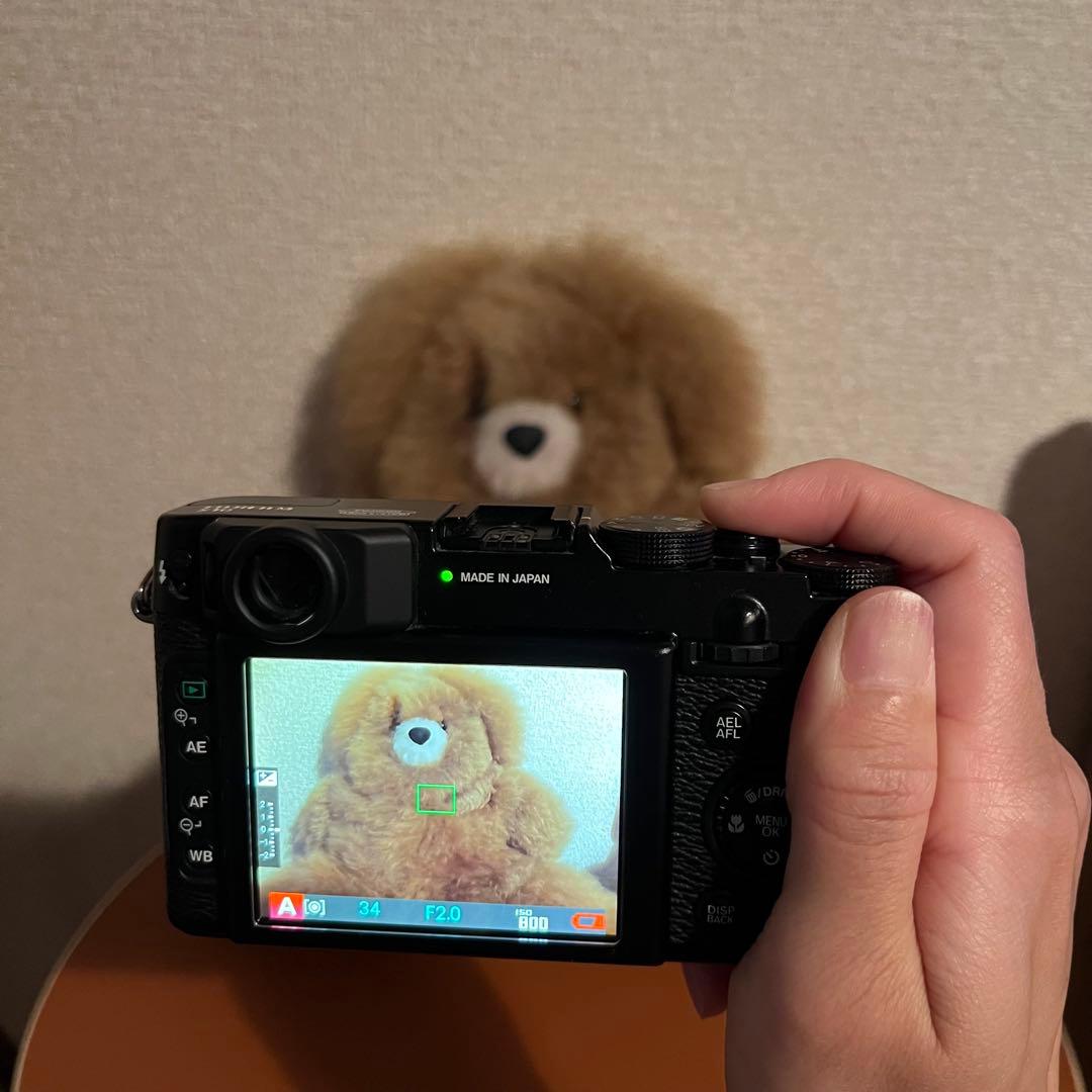 【お値下げ中】Fujifilm X10コンパクトデジタルカメラ ブラック