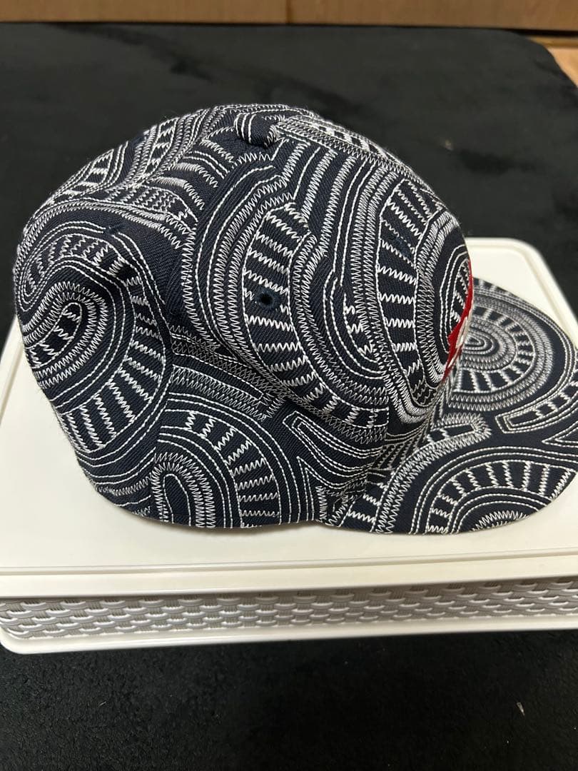 お値下げ！Supreme スワールパターン 59FIFTY ニューエラ