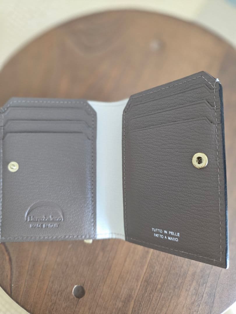 ラルコバレーノ 二つ折り財布 ゴールドファスナー