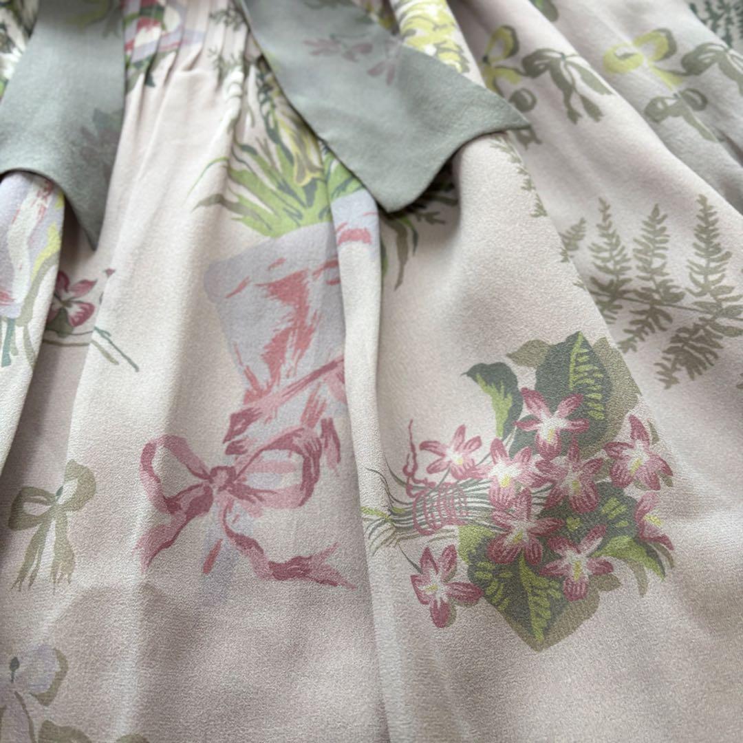 【美品】ピンタック　シルク100% シビラ　ワンピース　リボン　花柄　長袖　38