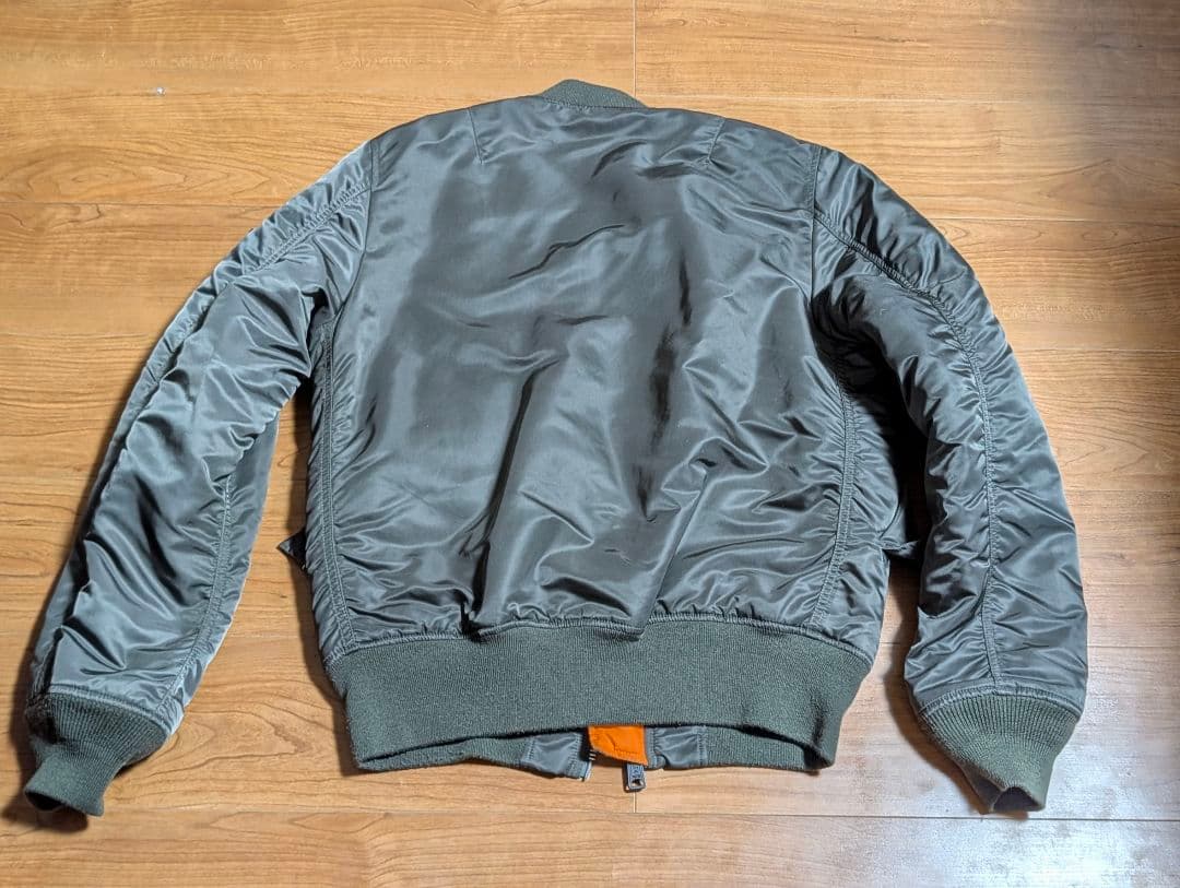 23ジム✰Alpha Industries MA-1 フライトジャケット
