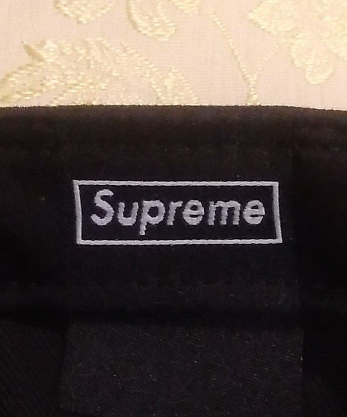 Supreme New Era King of New York クラウン刺繍