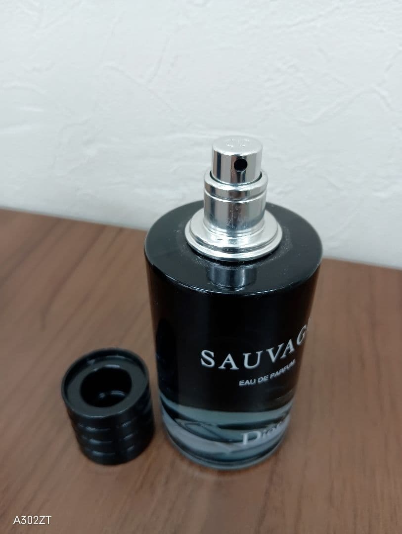 Dior Sauvage Eau de Parfum 100ml　香水　化粧品