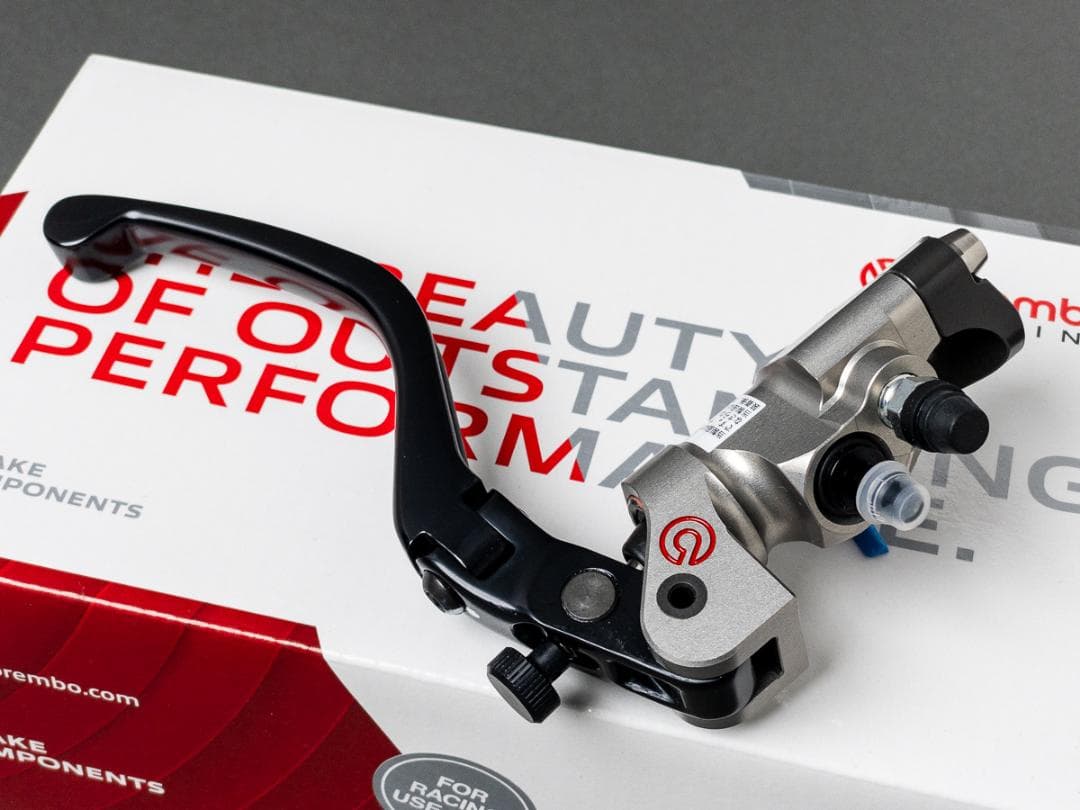 brembo レーシング ラジアルブレーキマスターシリンダー CNC 16×16