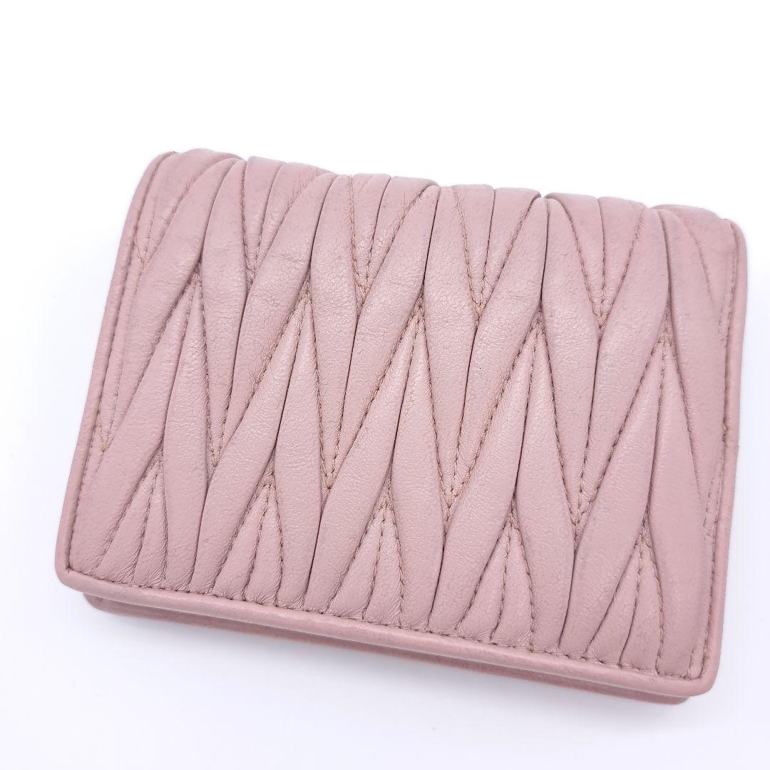 miu miu ミュウミュウ マテラッセ 二つ折り 財布 コンパクト