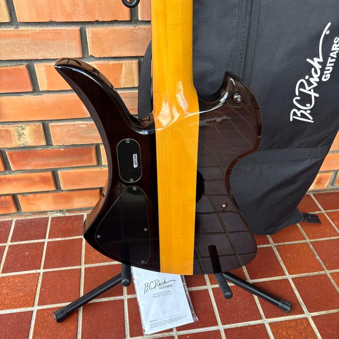 B.C.Rich HERITAGE CLASSIC 4弦