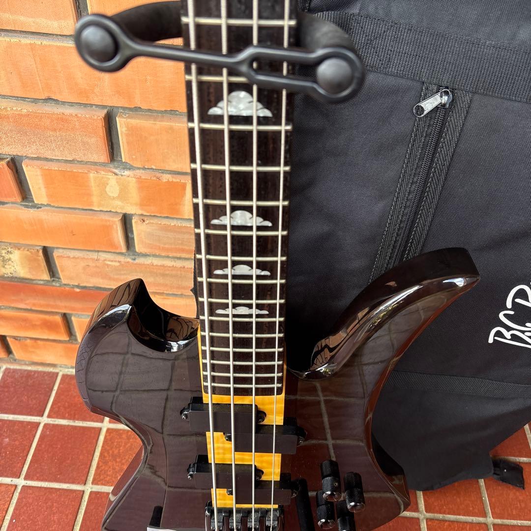 B.C.Rich HERITAGE CLASSIC 4弦