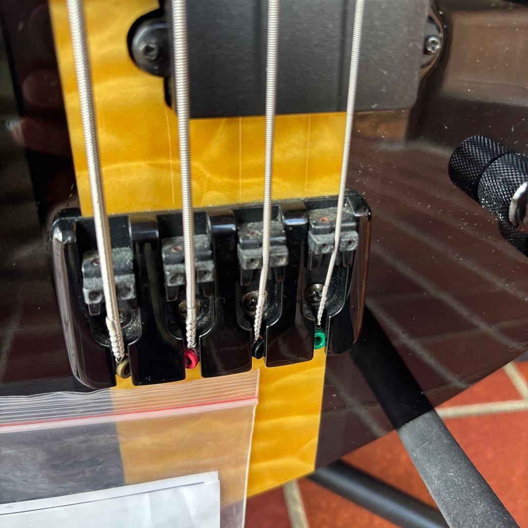 B.C.Rich HERITAGE CLASSIC 4弦
