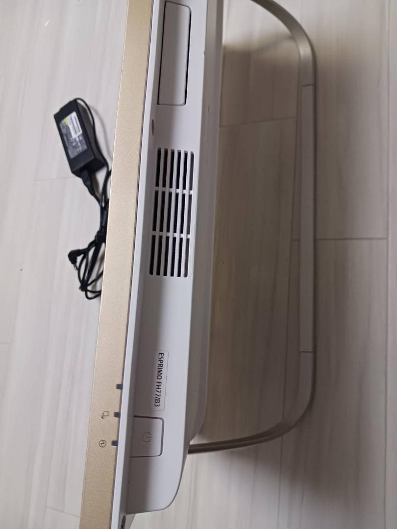 富士通 ESPRIMO FH77/B3 一体型PC i7 OSなし 動作品