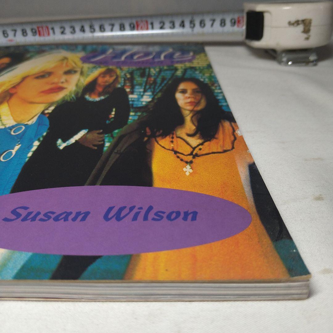 Hole Look Through This book ホール コートニー・ラブ
