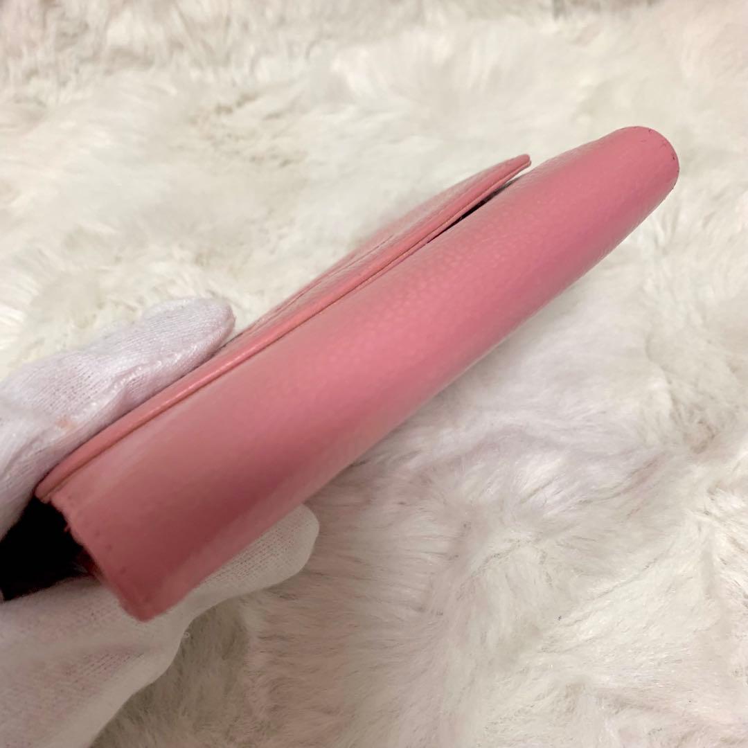 CHANEL レザー 二つ折り財布　キャビアスキン　ピンク
