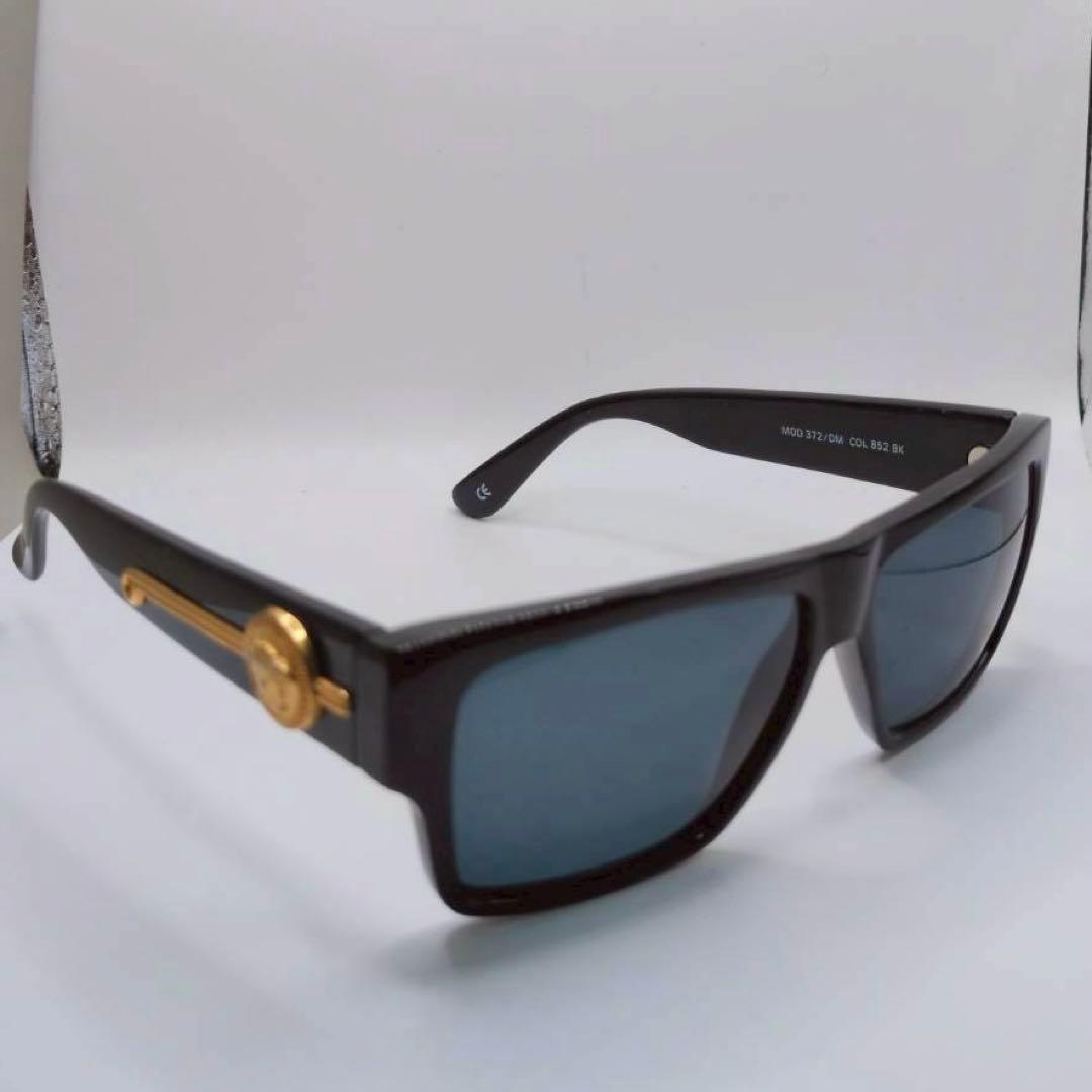 希少　ヴェルサーチ　VERSACE メデューサ　サングラス　ブラック　金ロゴ