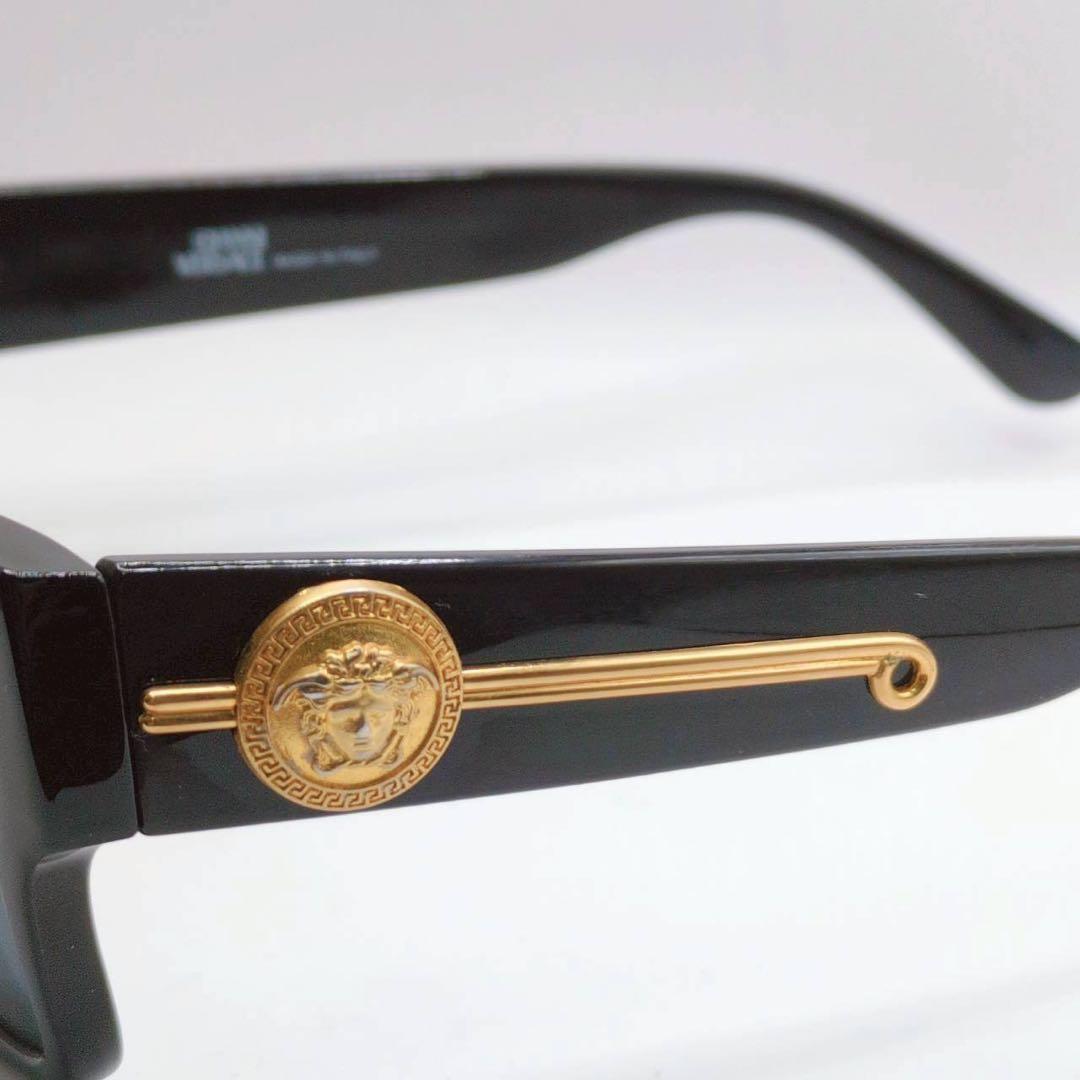 希少　ヴェルサーチ　VERSACE メデューサ　サングラス　ブラック　金ロゴ