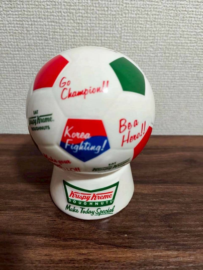 新品【クリスピー・クリーム・ドーナツ】貯金箱　入手困難　ノベルティグッズ