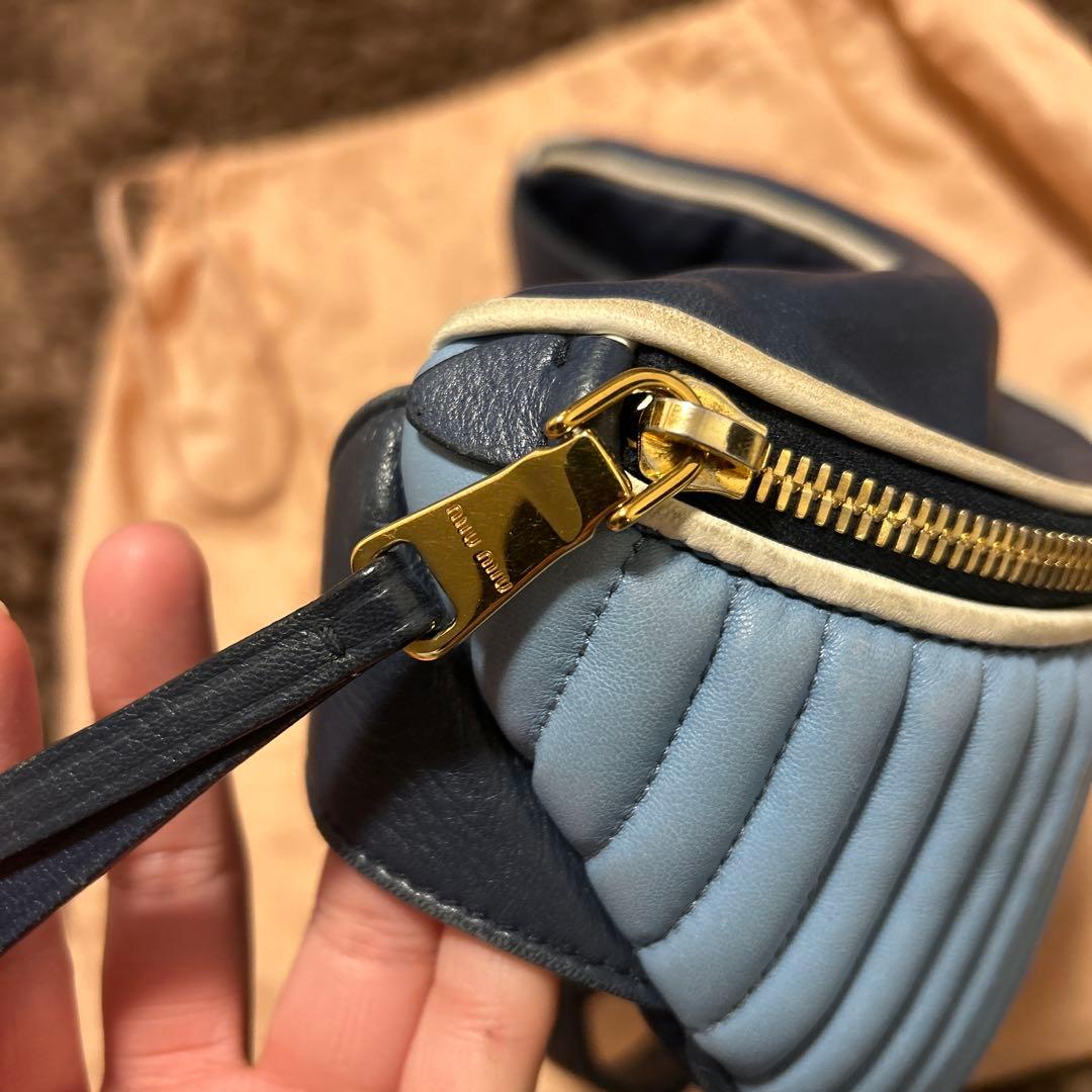 miumiu/ミュウミュウ　ウエストバッグ