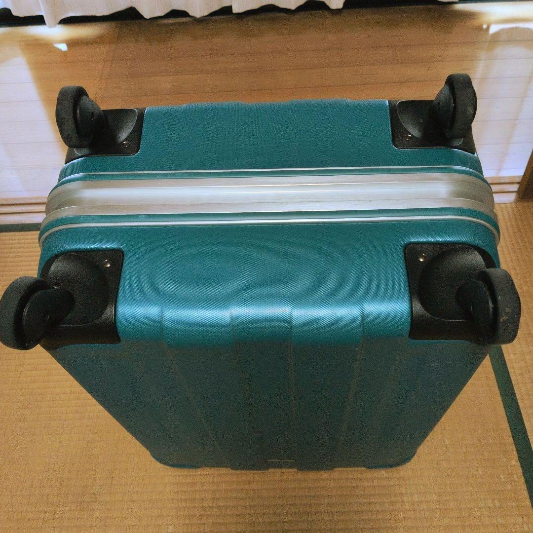 LサイズAeroLight エメラルドグリーン　 ハードシェル キャリーケース