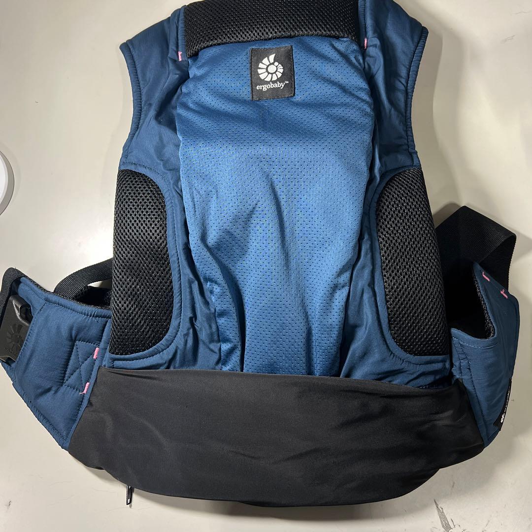 G540 Ergobaby EBC AWAY ミッドナイトブルー