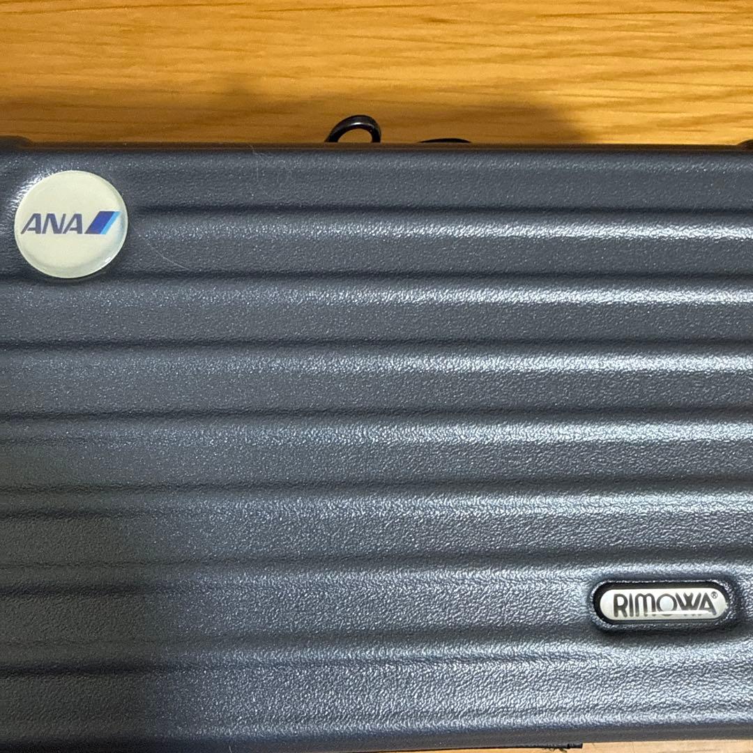 RIMOWA ✖️ANA マットグレーポーチ ファーストクラスアメニティ