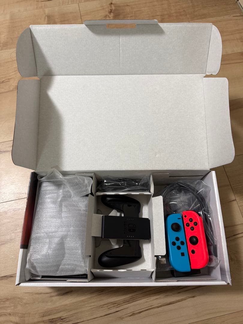 み*、様 Nintendo Switch ニンテンドースイッチ 本体