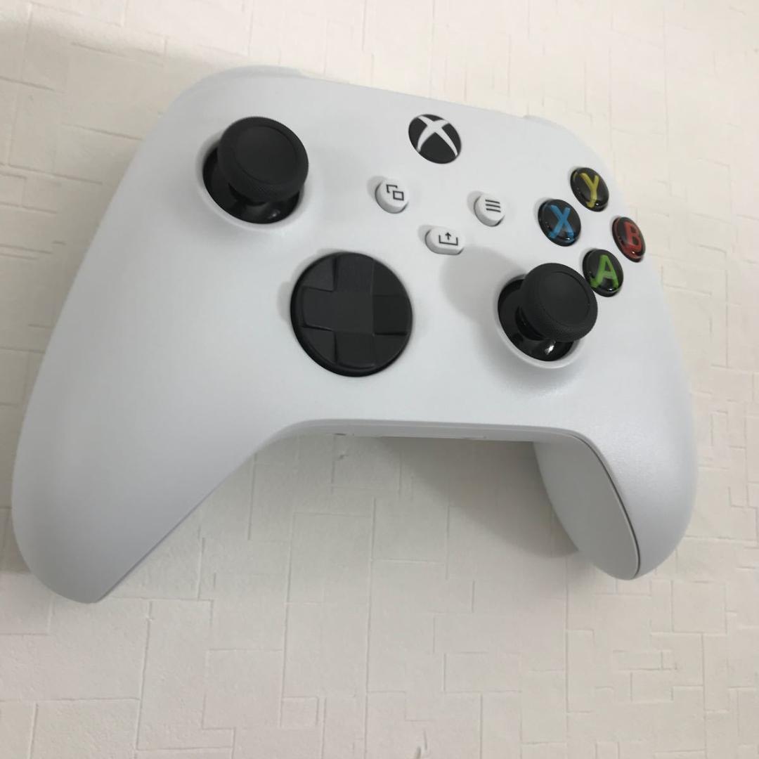 【未使用】Xbox ワイヤレス コントローラー (ロボット ホワイト)