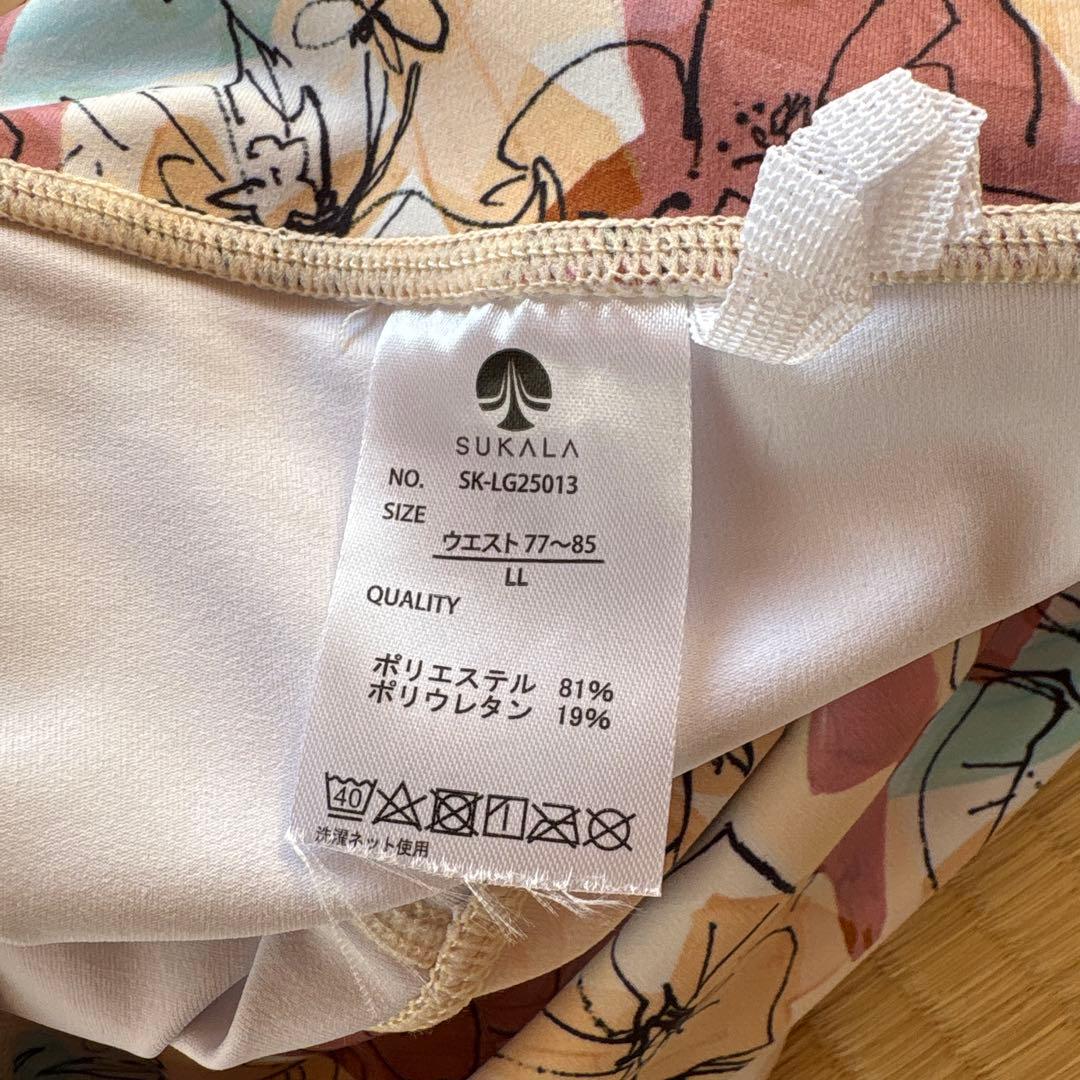 新品スカーラSUKALA 花柄ヨガパンツ LLサイズ