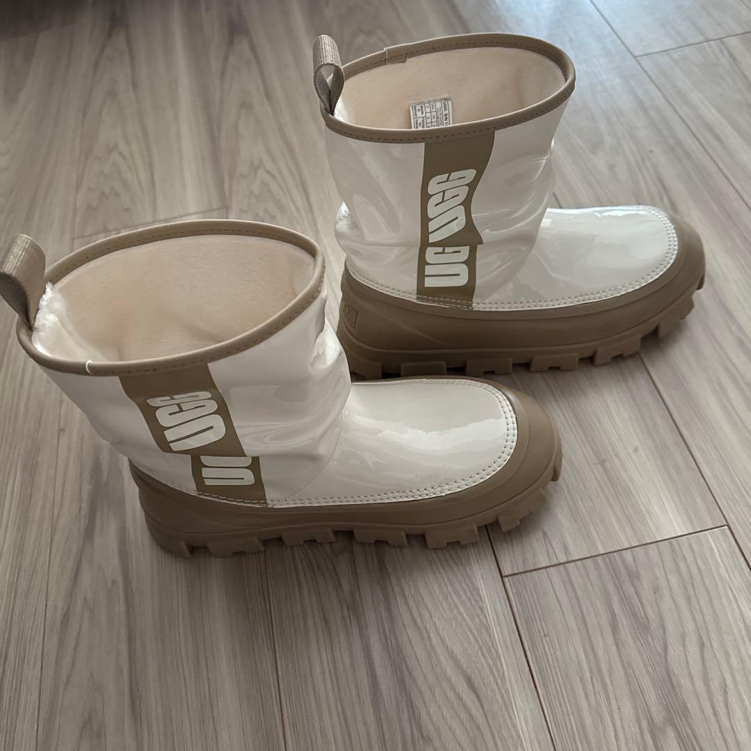 最終値引き 美品UGG Classic Brellah Mini 24cm