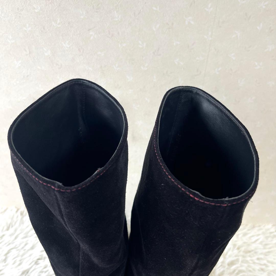 美品　CHANEL ロングブーツ　スエード　黒　23.5 ココマーク　チェーン