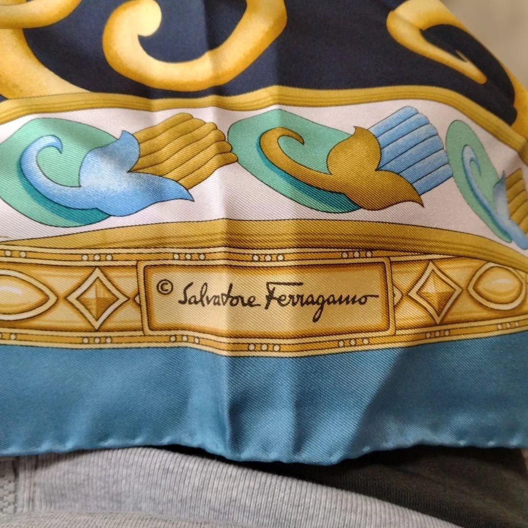 最終価格☆Ferragamo　スカーフ
