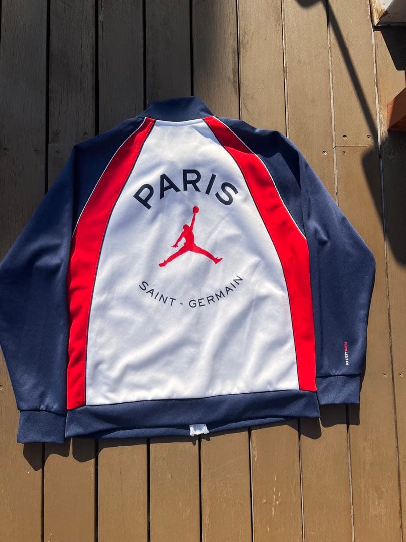 【希少】PSG × Jordan パリサンジェルマン トラックジャケット 刺繍