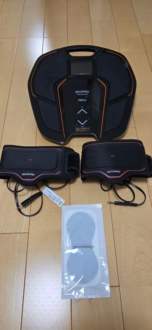 正規品　SIXPAD シックスパッド フットフィットプラス。新品シート付き