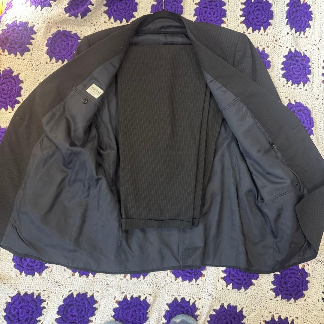 ARMANI COLLEZIONI ダークグレー ダブルブレストスーツ