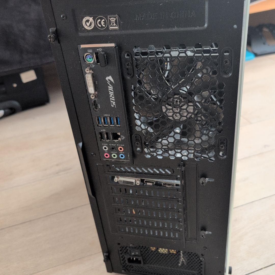 デスクトップ ゲーミングPC 700GB SSD 32GBメモリ