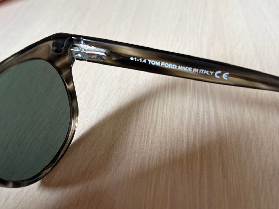 Tom Ford トムフォード TF 5314サングラス ケース付き