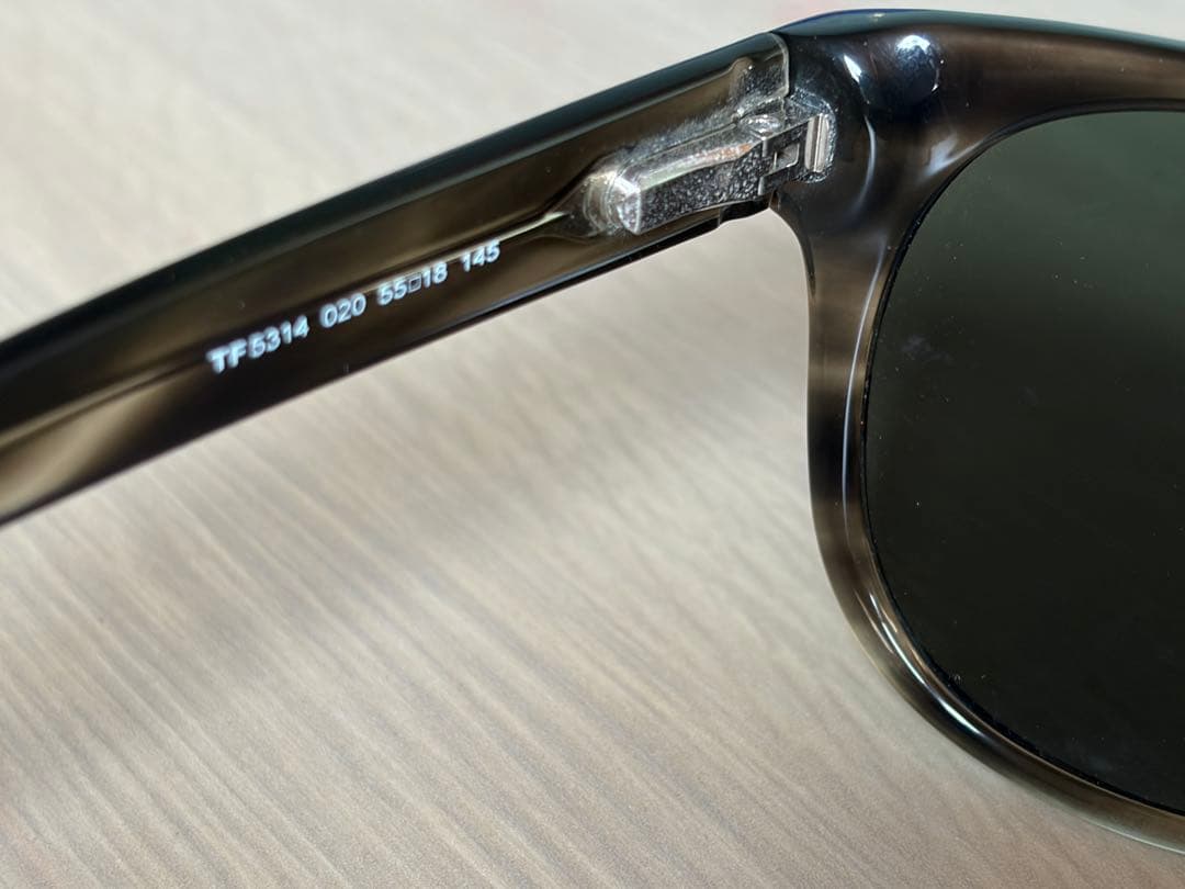 Tom Ford トムフォード TF 5314サングラス ケース付き