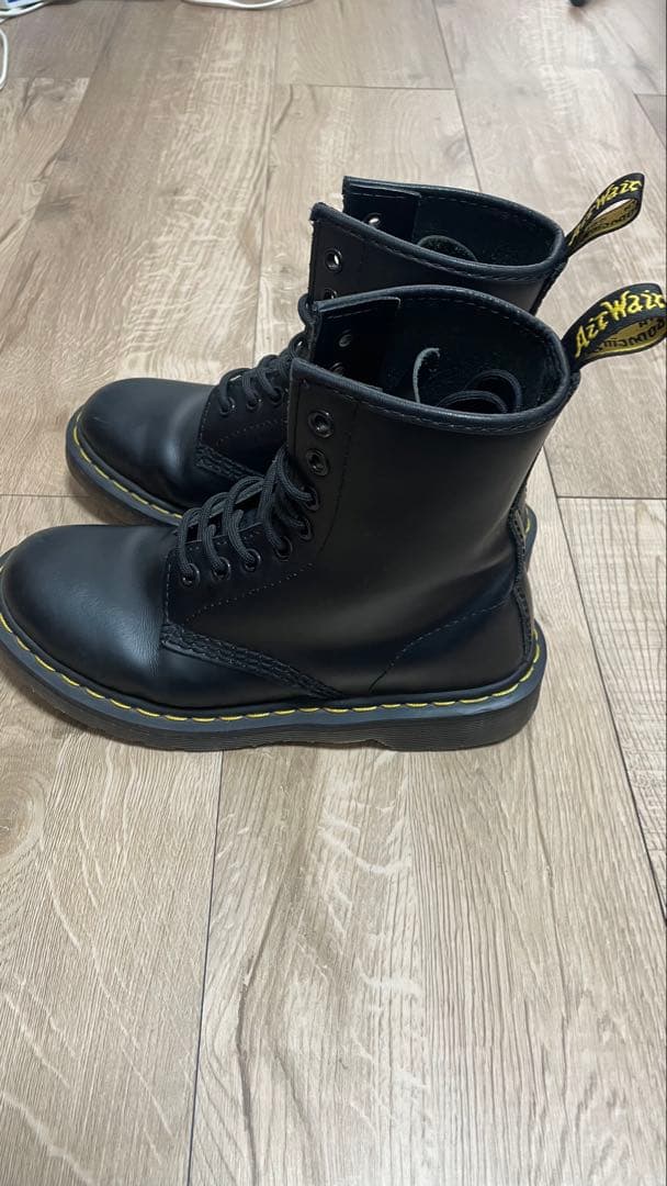 Dr.Martens ドクターマーチン 8ホール 23cm相当