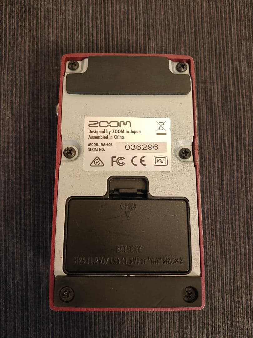 ZOOM MS-60B ベースマルチエフェクター 本体のみ