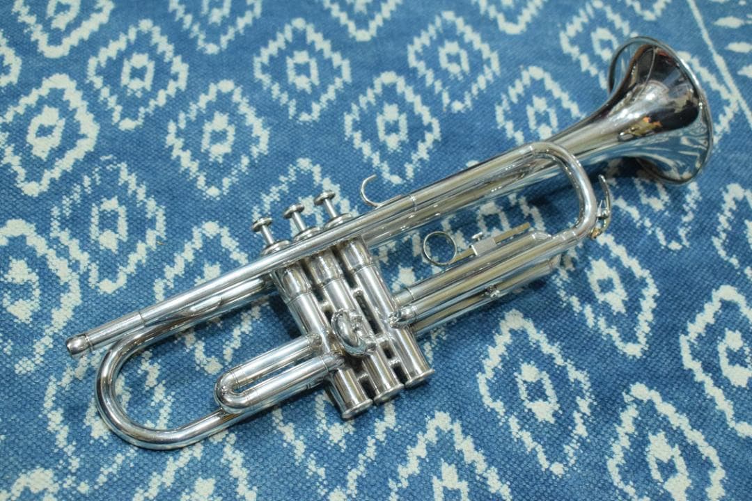YAMAHA YTR-1335S 銀メッキ・MLボア ケース・マウスピース付