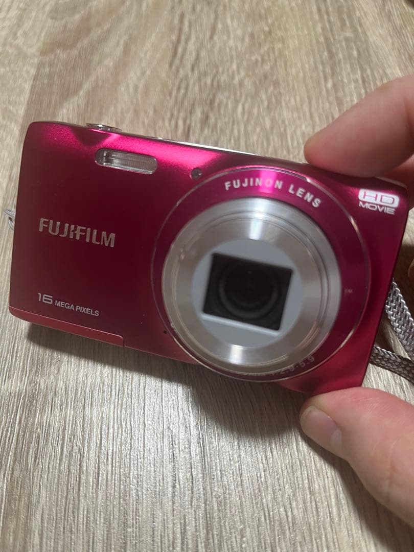 【美品】FUJIFILM FINEPIX JZ250 レッド16MP8倍SD付き