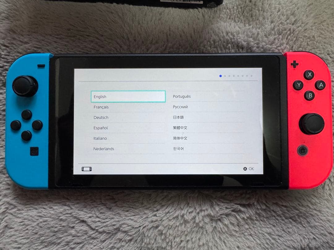 任天堂Switch本体+付属品+ケース付き