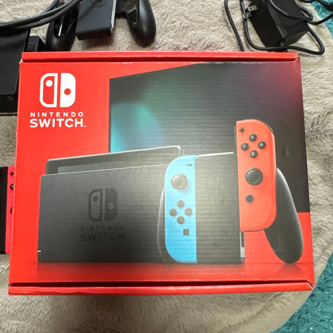 任天堂Switch本体+付属品+ケース付き