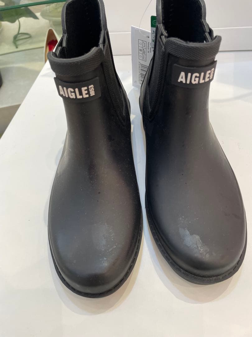 AIGLE ブラック チェルシーブーツ