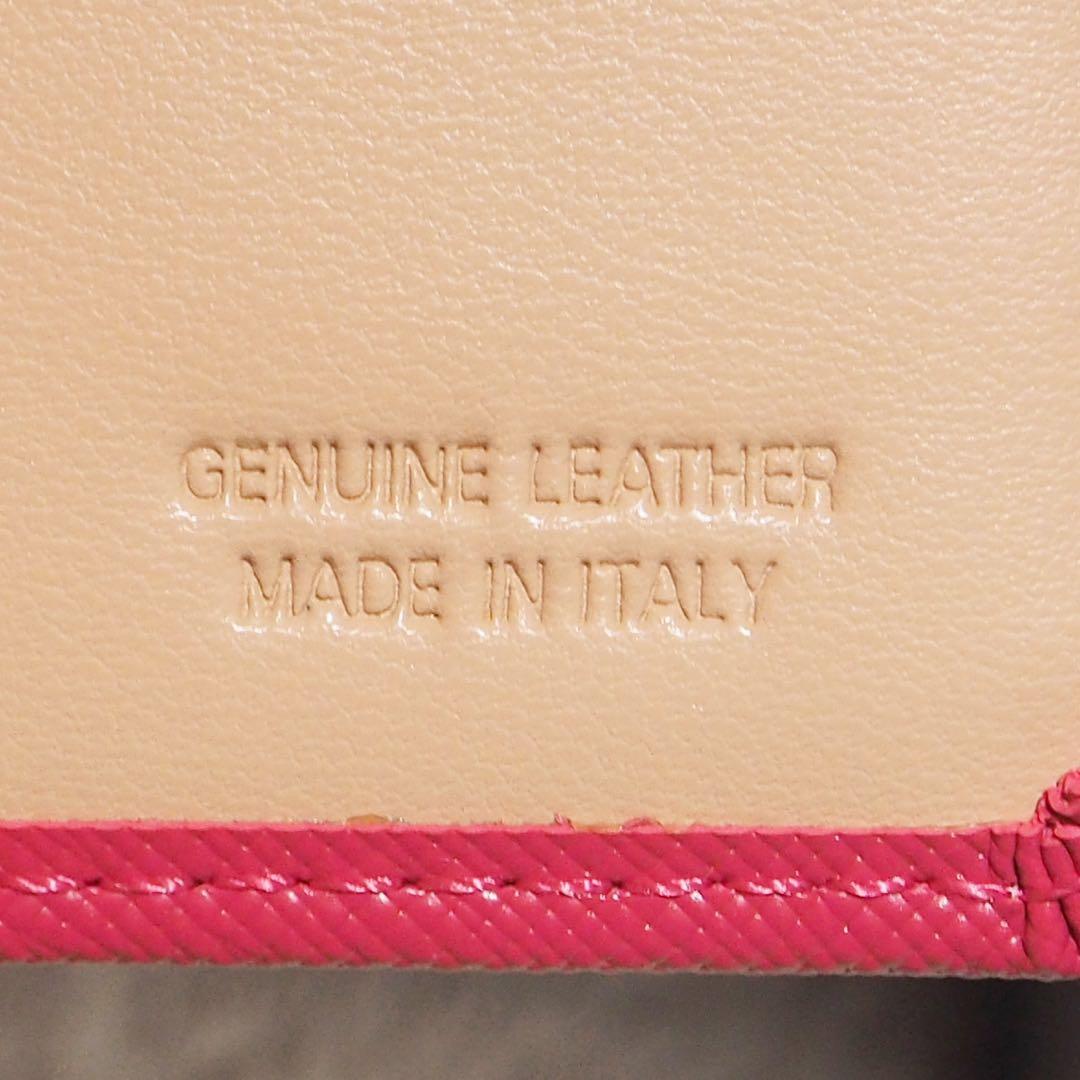 新品未使用 ヴィヴィアンウエストウッド 折財布 イタリア製 サフィアーノレザー