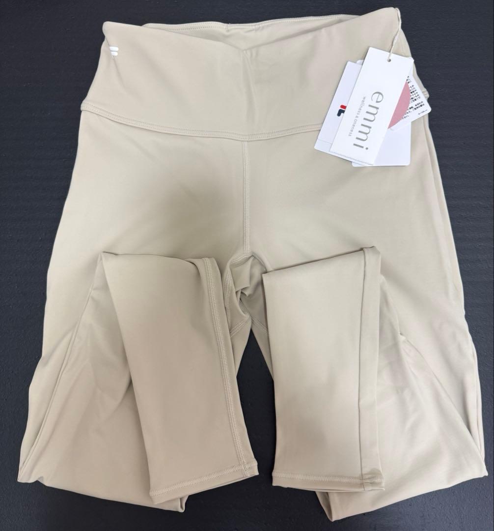 【13日まで】emmi FILA エミ×フィラ コラボ上下セット　サイズ1