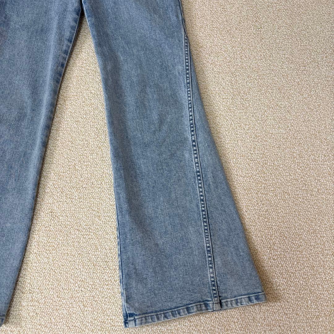 SNIDEL Sustainableストレッチフレアデニムパンツ