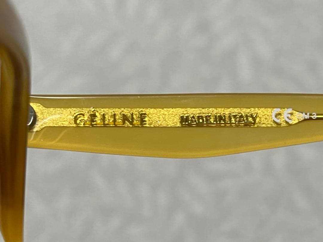 期間限定値下げ【CELINE セリーヌ】　サングラス　ケース付　※キズあり